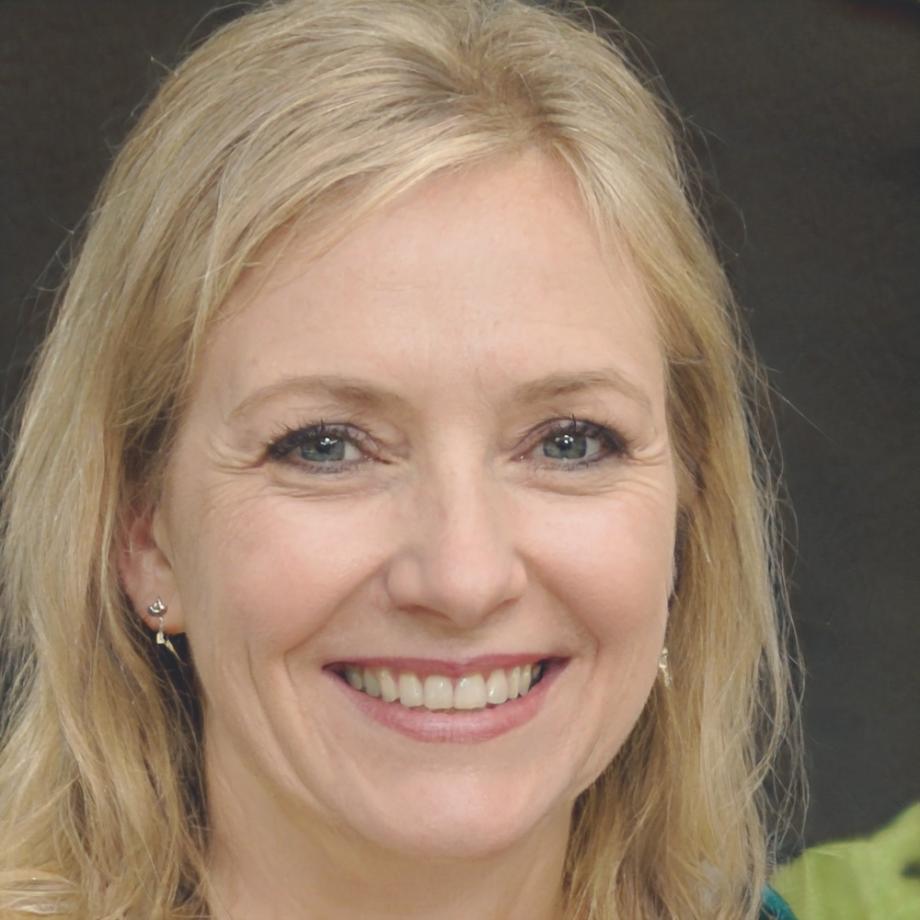 Sarah Williams, Business Operations Consultant
